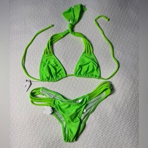 Green scrunch butt bikini triangle top small NWT New